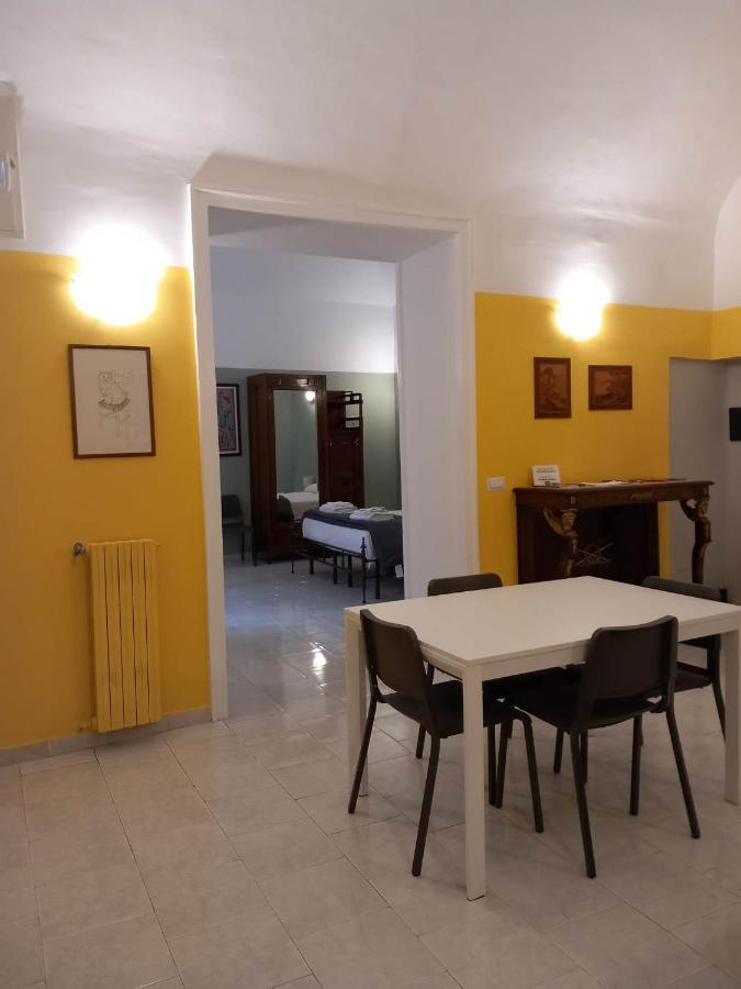 Santa Chiara Spaccanapoli Apartment *